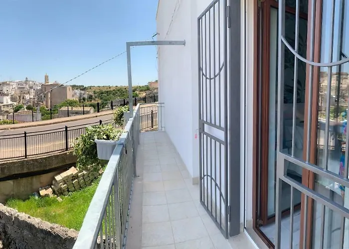 Il Belvedere, * Laterza